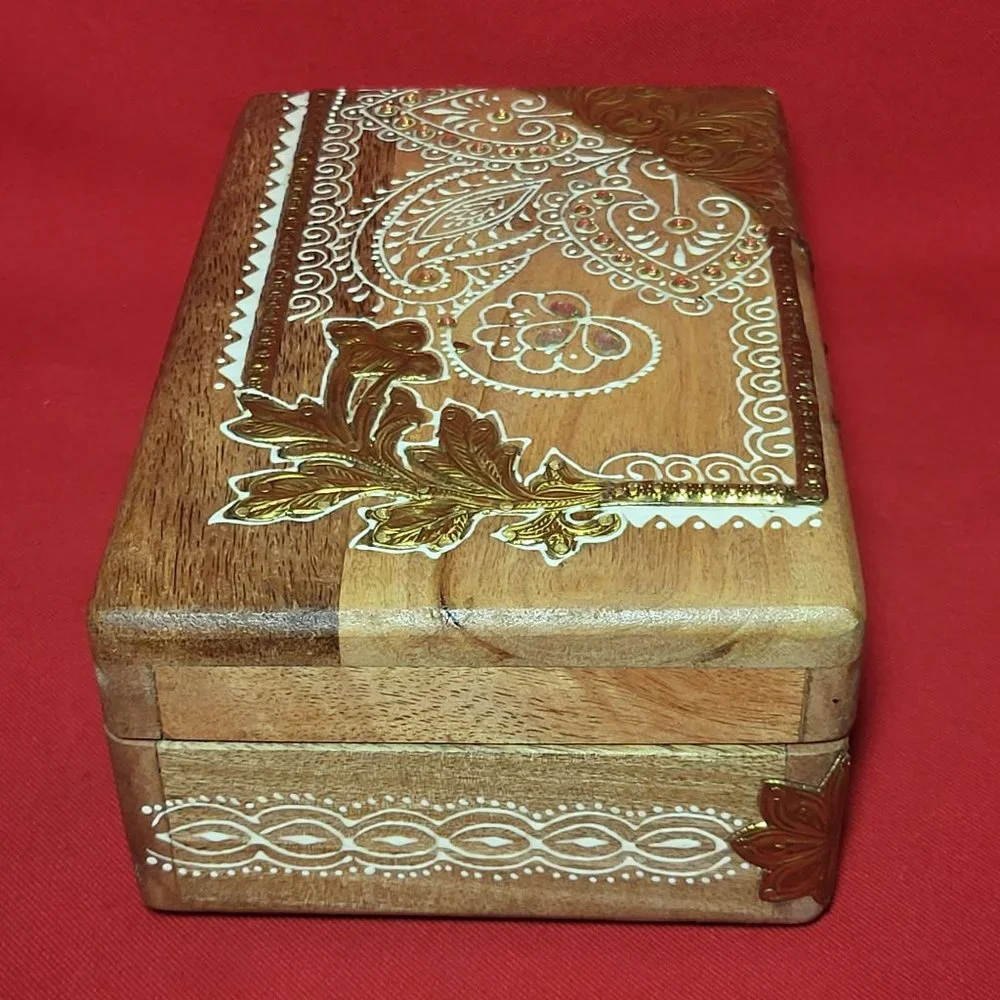 VTG Wooden Jewelry Keepsake Trinket Box White Gold Floral Design